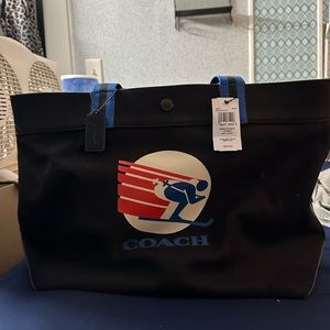 NWT Coach Canvas Tote 38 Ski